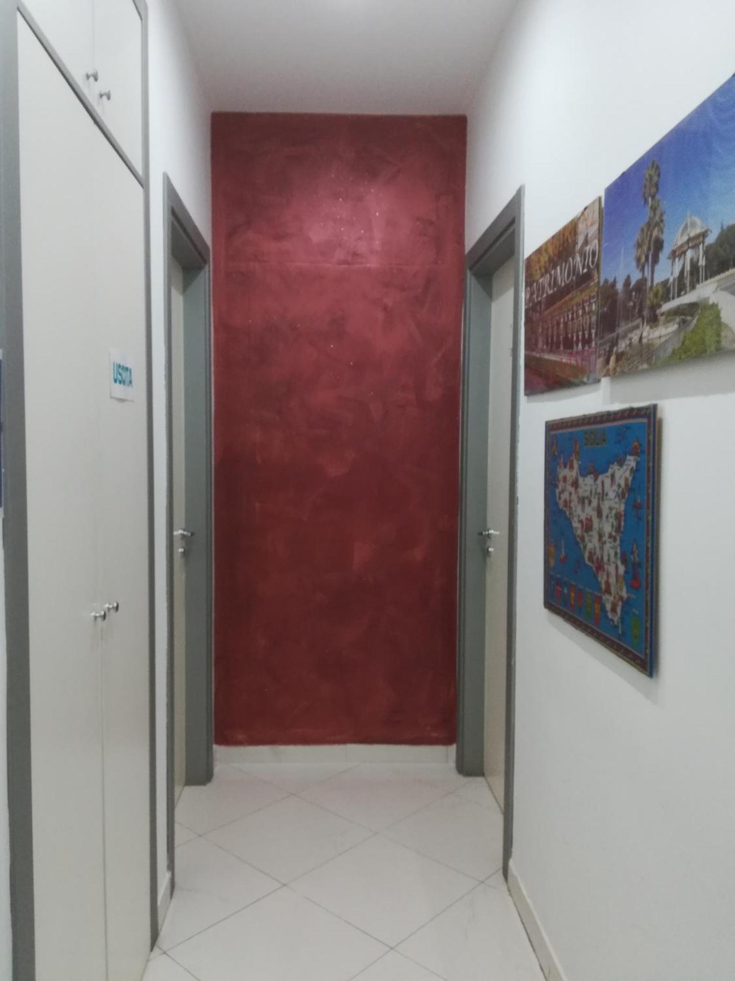 ホテル Casa Silvia カルタジローネ 部屋 写真
